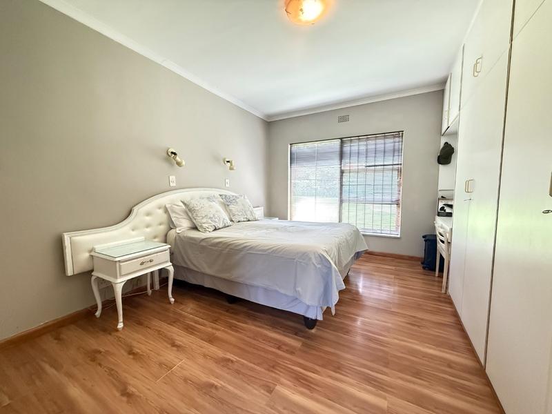 4 Bedroom Property for Sale in Panorama Western Cape